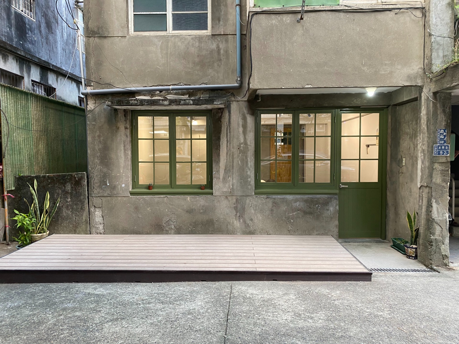 門窗換新的樣子